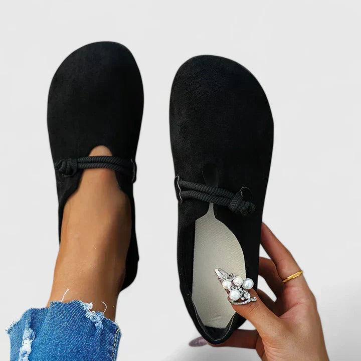 Helen Supportive Everyday Loafers in Black