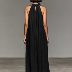 Avielle Casual Pocketed Maxi Dress - detail view